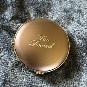 Too Faced Sunbunny Bronzer